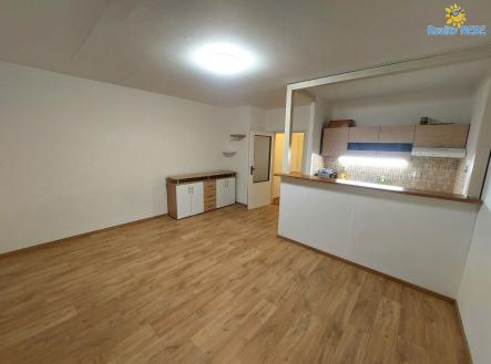 Pronájem bytu, 1+kk, 35 m²