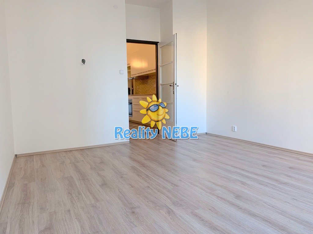 Pronájem bytu 2+1 56m2 Na Veselí Praha 4 Pankrác