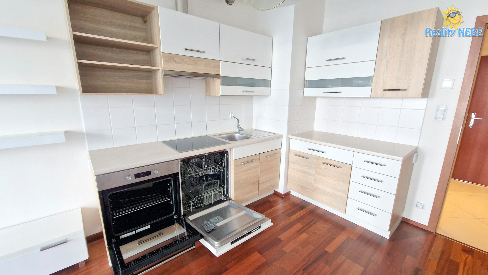 Pronájem bytu 2+kk, 55 m2, Olšanská, Praha 3, Žižkov