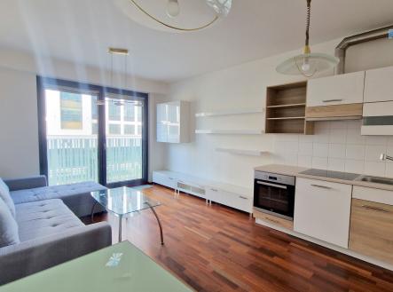 Pronájem bytu, 2+kk, 55 m²