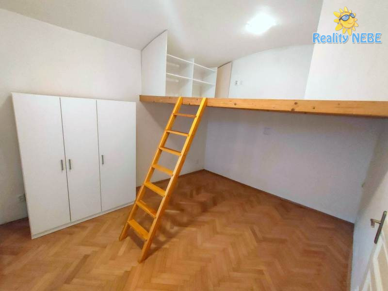 Pronájem bytu 2+kk, 40 m2, Mahenova, Praha 5, Smíchov