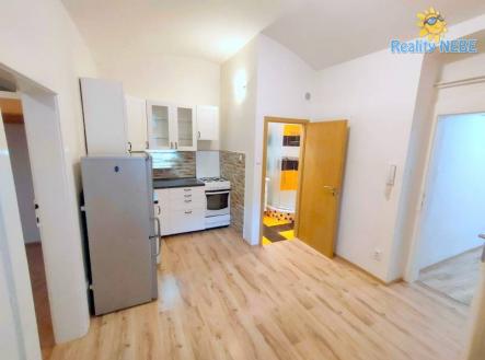 Pronájem bytu, 2+kk, 40 m²