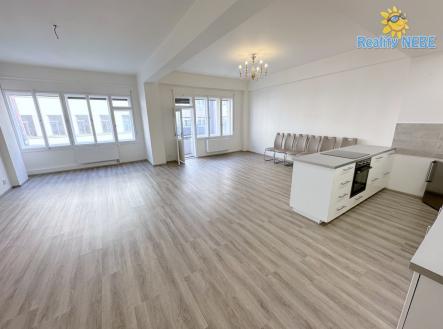 Pronájem bytu, 3+kk, 114 m²