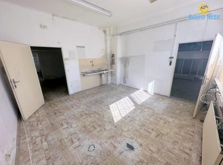 Pronájem obchodní prostory, 164 m²