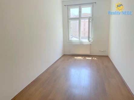 Pronájem bytu, 1+kk, 31 m²