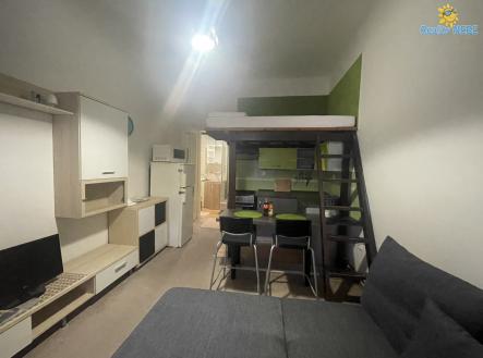 Pronájem bytu, 1+kk, 25 m² obrázek