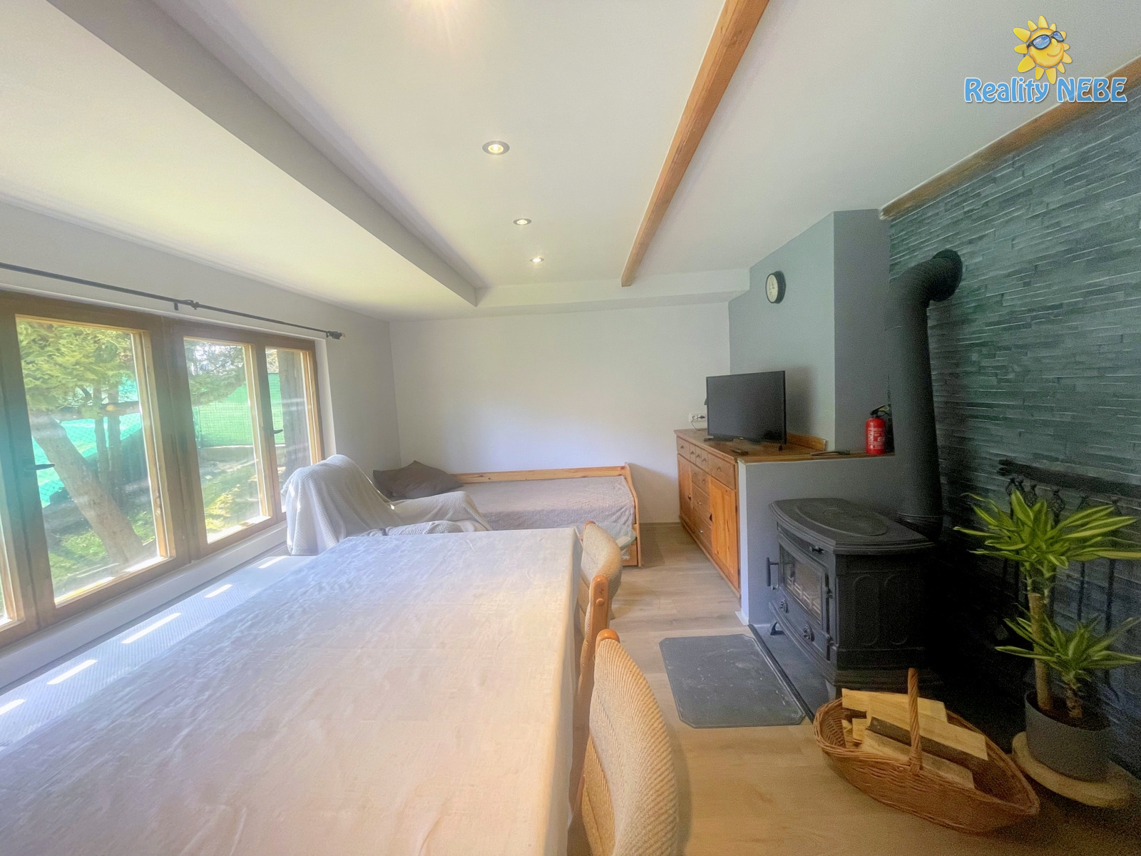 Prodej chalupy 35m2 se zahradou 286m2 Zadní Třebaň Beroun u Prahy