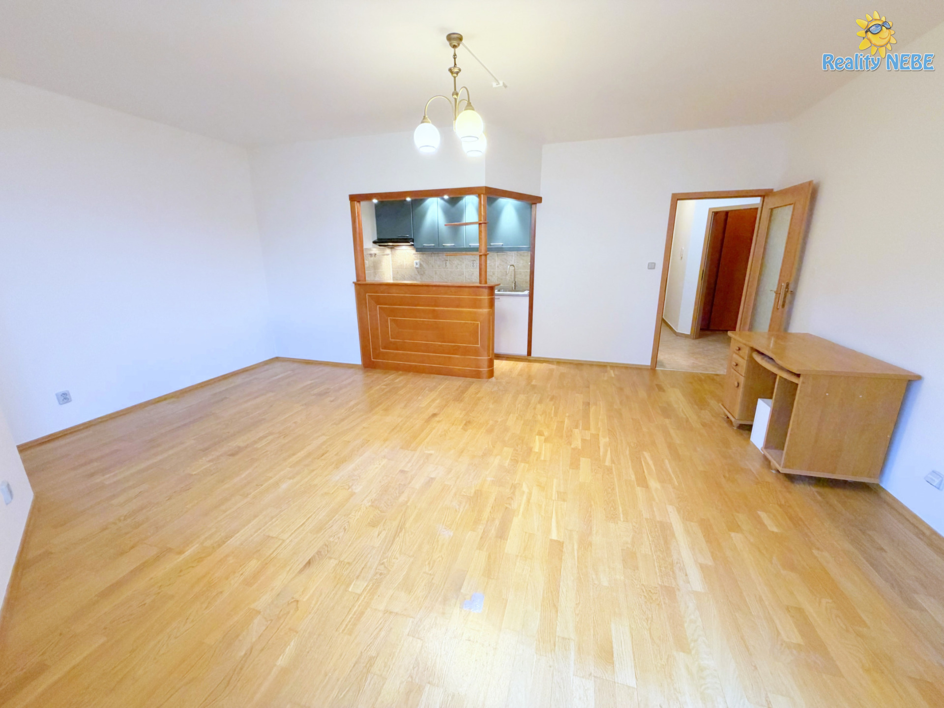 Pronájem bytu 2+kk, 58m2 s terasou, parkovacím stáním, zahrada, Praha 5 Košíře