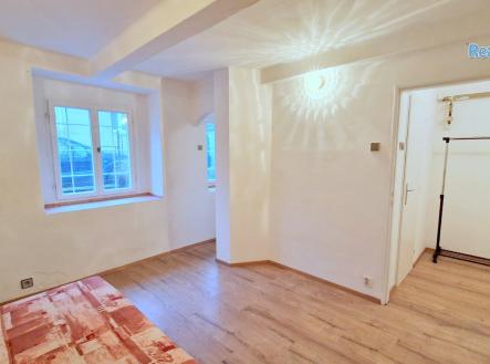 Pronájem bytu, 1+kk, 16 m²