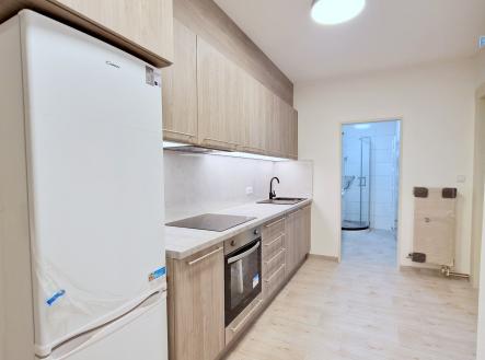 Pronájem bytu, 3+kk, 80 m²