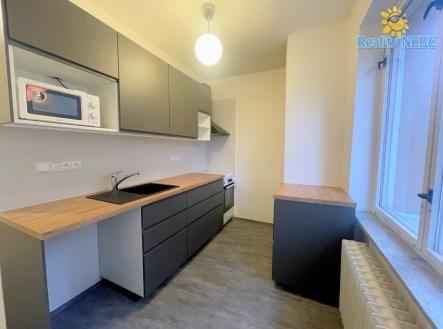 Pronájem bytu, 4+1, 86 m²