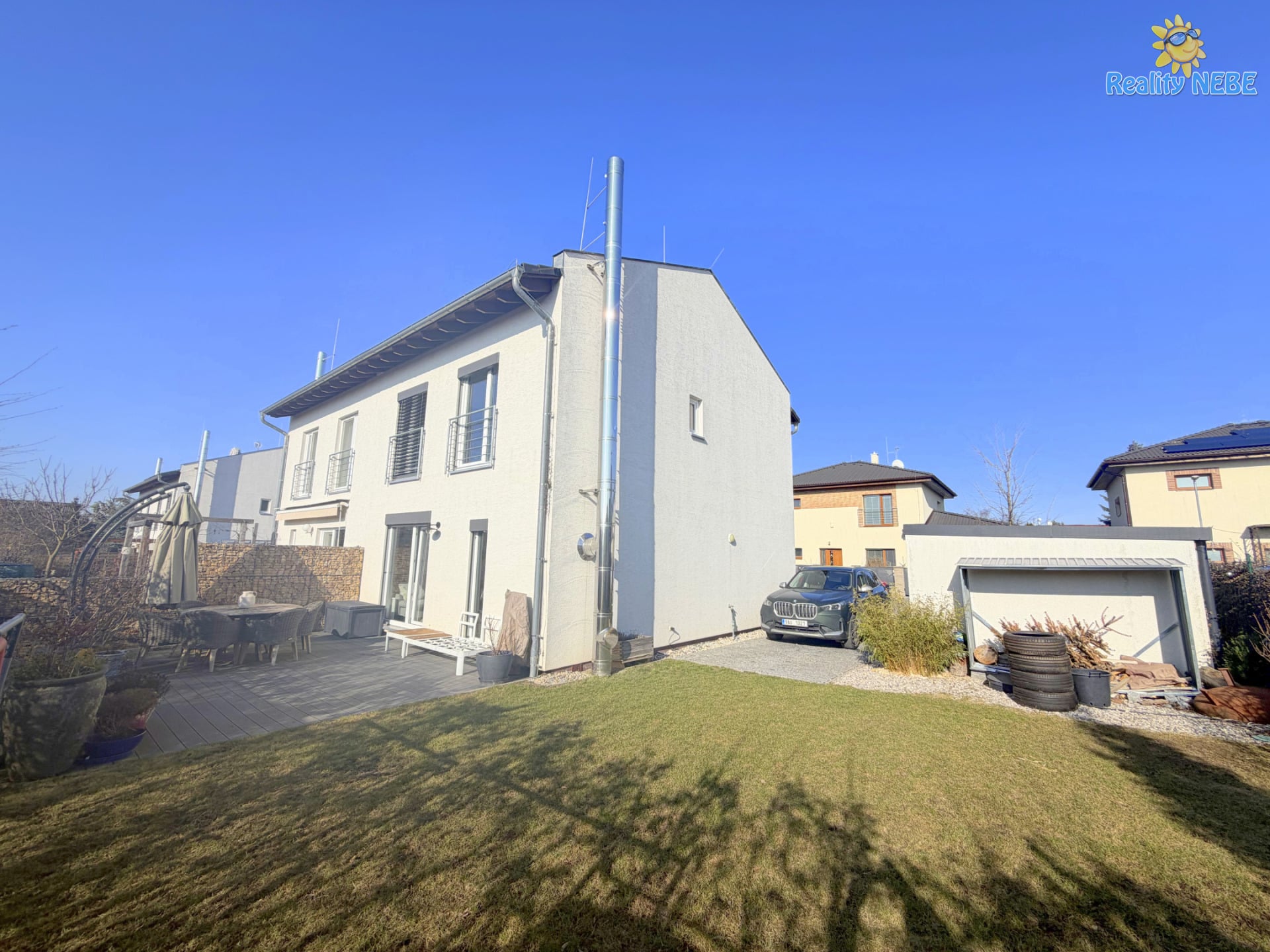 Pronájem domu se zahradou Horoměřice