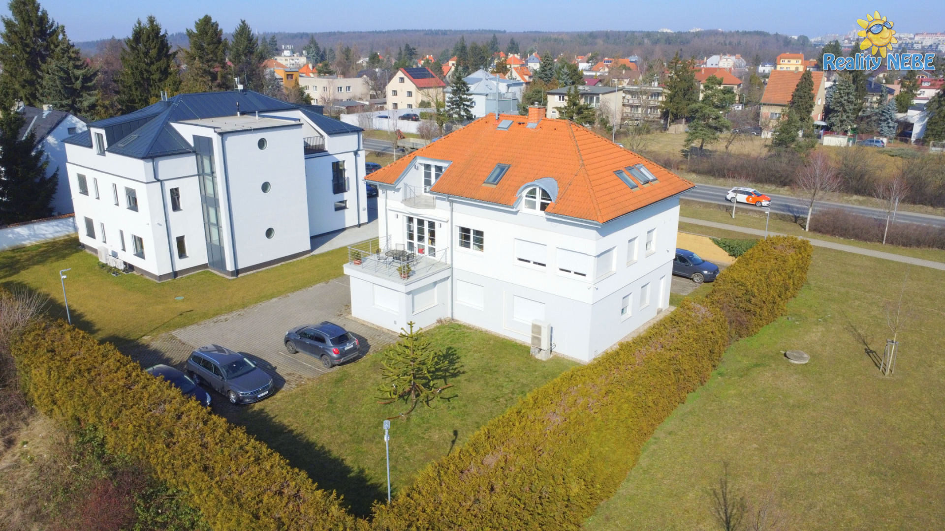 Pronájem domu komerčního objektu zahrada parkování Vídeňská Praha 4 