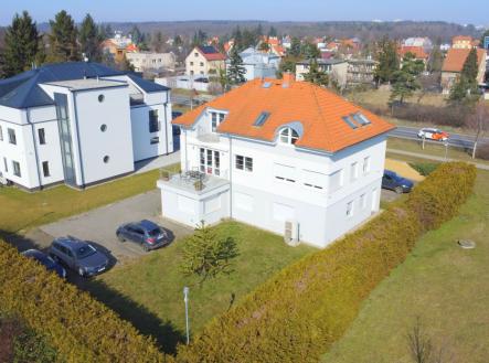 Pronájem domu/vily, 350 m²