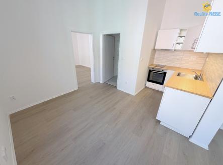 Pronájem bytu, 3+kk, 64 m²