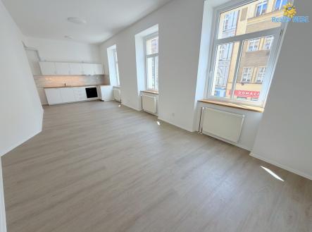 Pronájem bytu, 4+kk, 118 m²