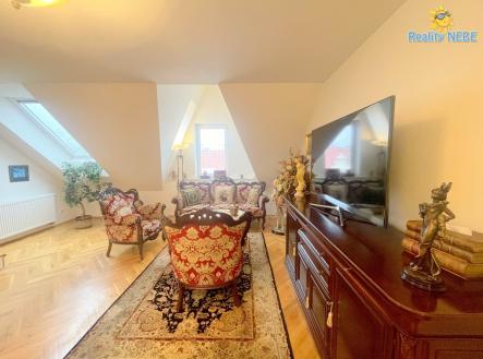 Pronájem bytu, 3+kk, 94 m²