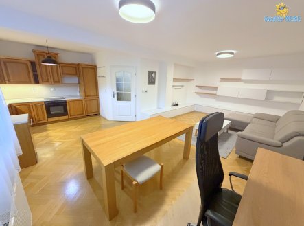 Pronájem bytu, 3+kk, 99 m²