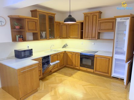 Pronájem bytu, 3+kk, 99 m²