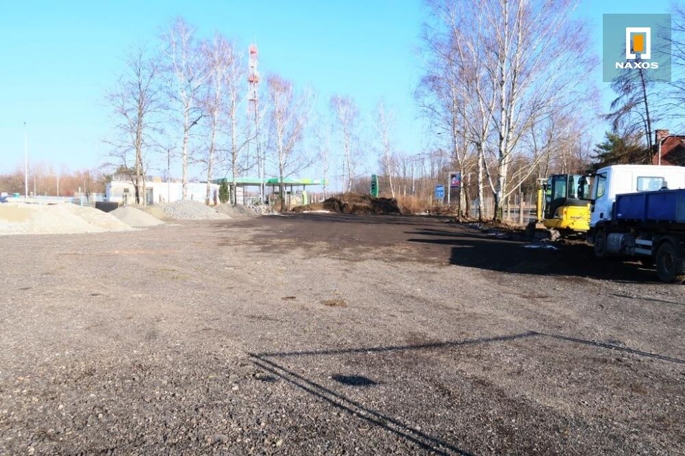 Pronájem komerčního pozemku, cca 2.000 m2, na ul. Plzeňská v Ostravě