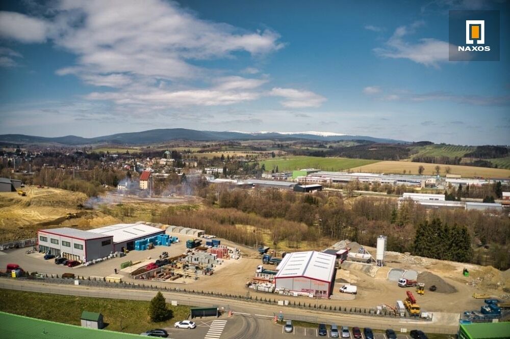 Obchodně - průmyslový areál staveb. a obch. spol., na pozemcích 19.599 m2, ul. Třída Hrdinů, Rýmařov