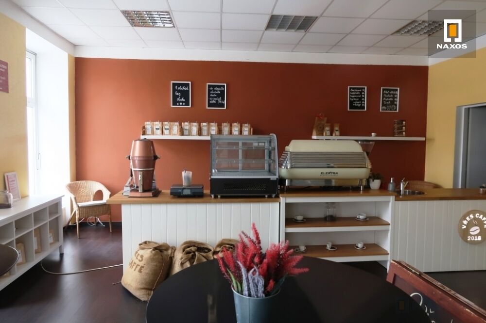 Pronájem obchodního prostoru, cca 50 m2, Mírové náměstí, Hlučín