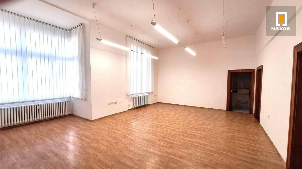 Pronájem kanceláře 162 m2, Prokešovo náměstí, Ostrava