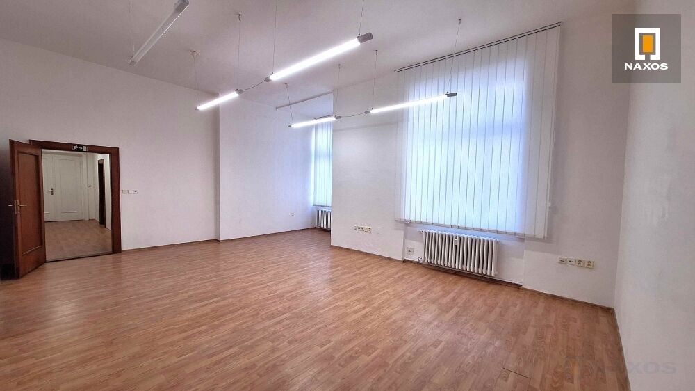Pronájem kanceláře 162 m2, Prokešovo náměstí, Ostrava