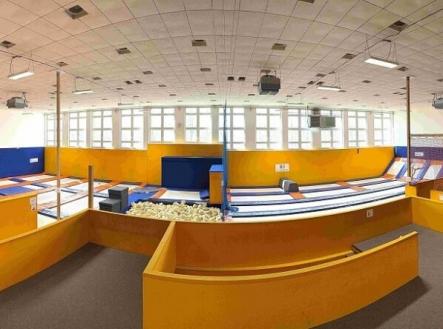 Pronájem komerčního objektu, jiný, 1 688 m²