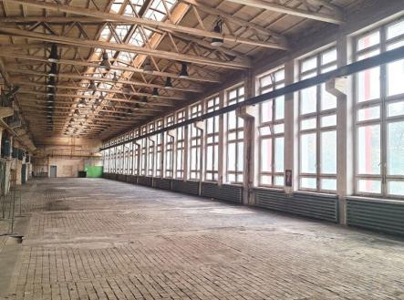 Pronájem skladovací prostor, 1 062 m²