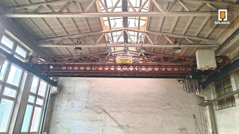 Vytápěná hala 1.062 m2, jeřáb 3,2 t, Ostrava - Kunčice