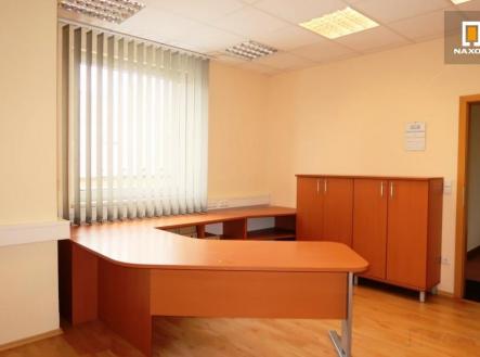 Pronájem kanceláře, 45 m²