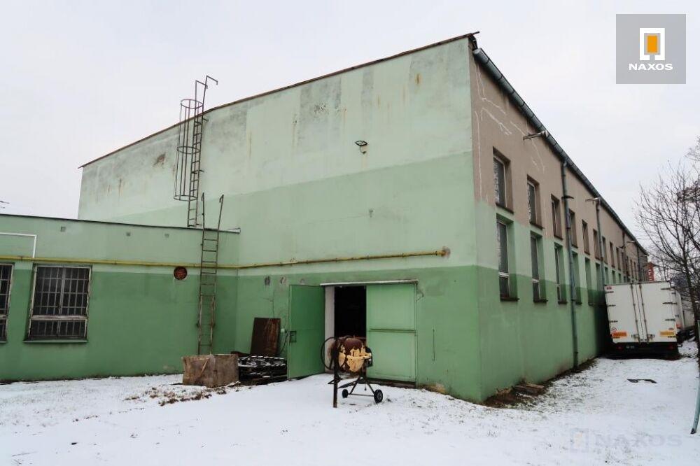 Pronájem výrobní a skladové haly cca 1.000 m2 na ul. Dukelská v Bílovci