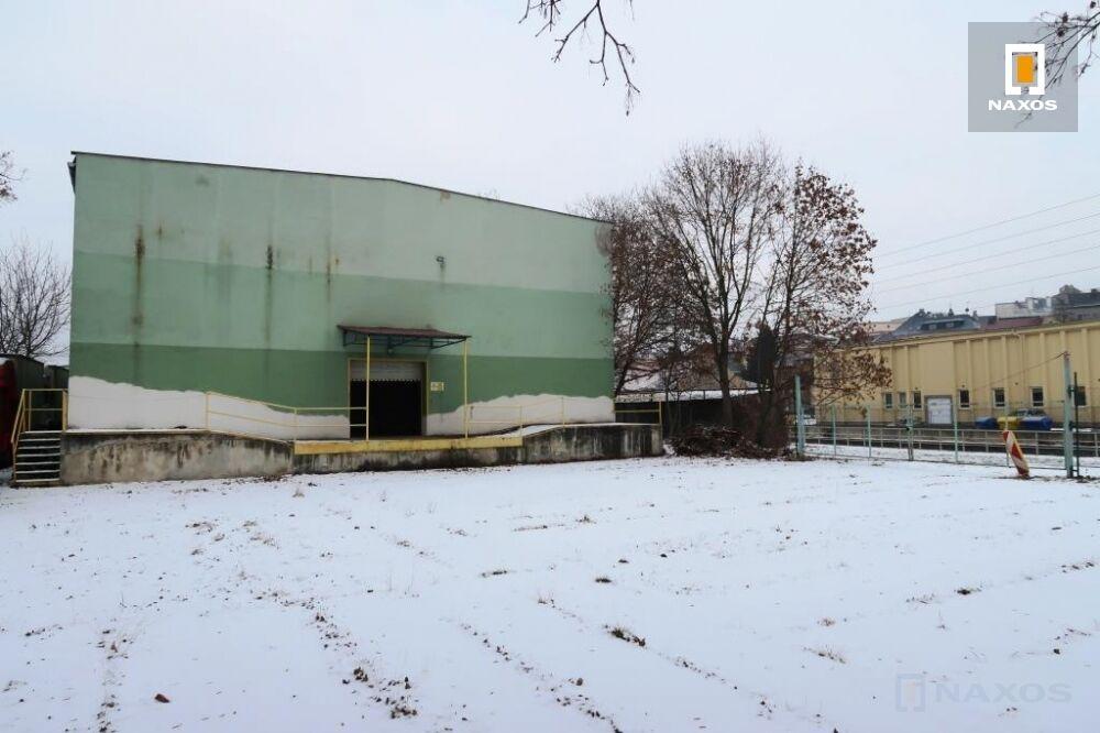 Pronájem výrobní a skladové haly cca 1.000 m2 na ul. Dukelská v Bílovci