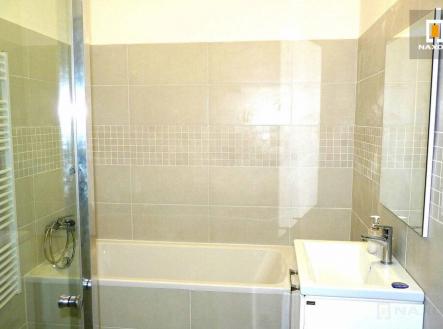 Pronájem kanceláře, 58 m²