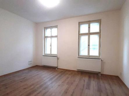 Pronájem kanceláře, 58 m²