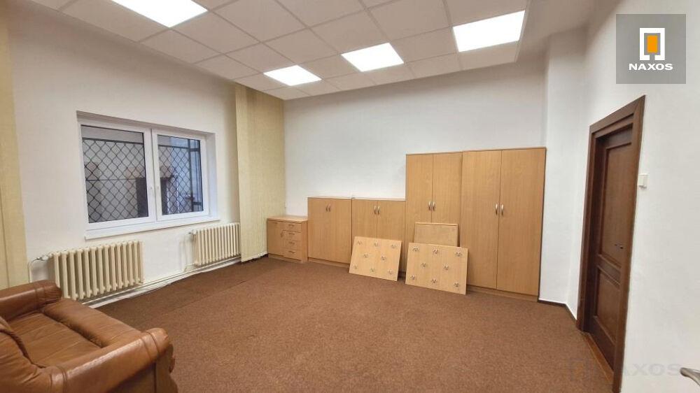 Pronájem kanceláří 78 m2, 1.NP, ul. Veleslavínova, centrum Ostravy