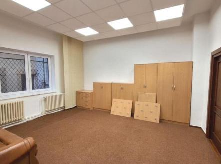 Pronájem kanceláře, 78 m²