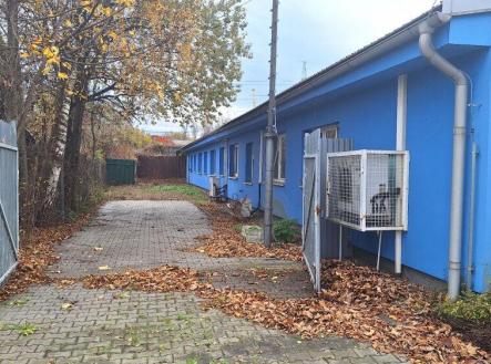 Prodej kanceláře, 500 m²