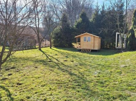 Pronájem pozemku, zahrada, 384 m²