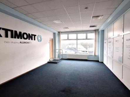 Pronájem kanceláře, 524 m²