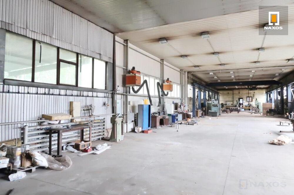 Výrobní a skladová hala 750 m2 s jeřábem 5 t, ul. Montánní, Ostrava - centrum