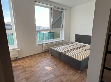 Pronájem bytu, 2+kk, 66 m²