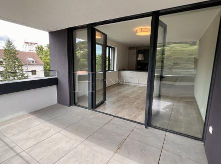 Pronájem bytu, 2+kk, 65 m²