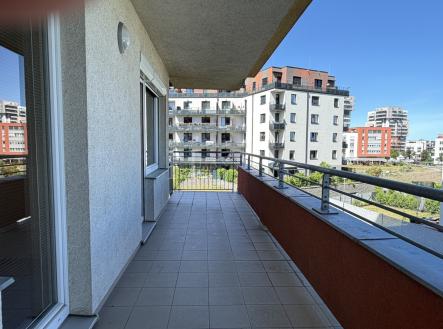 Pronájem bytu, 2+kk, 72 m²