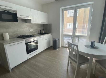 Pronájem bytu, 2+kk, 36 m²