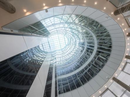 Pronájem kanceláře, 908 m²