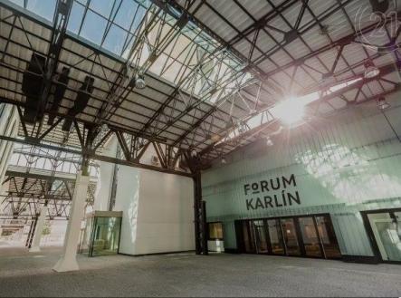 Pronájem - kanceláře, 595 m²