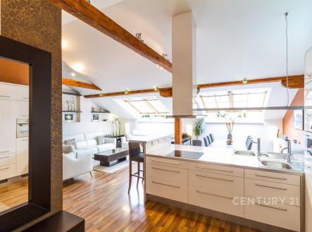 Prodej bytu, 2+kk, 80 m²