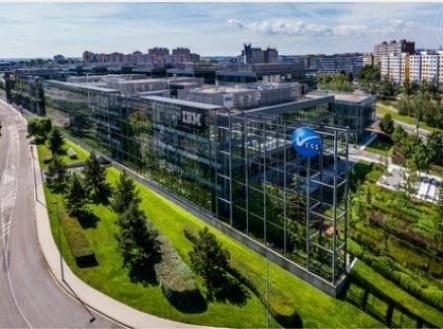 Pronájem kanceláře, 530 m²